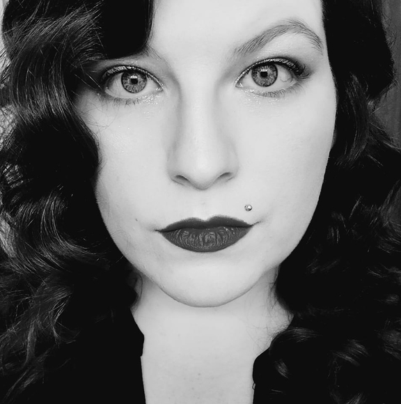 Meet your Posher, Meg - Picture 1 of 1